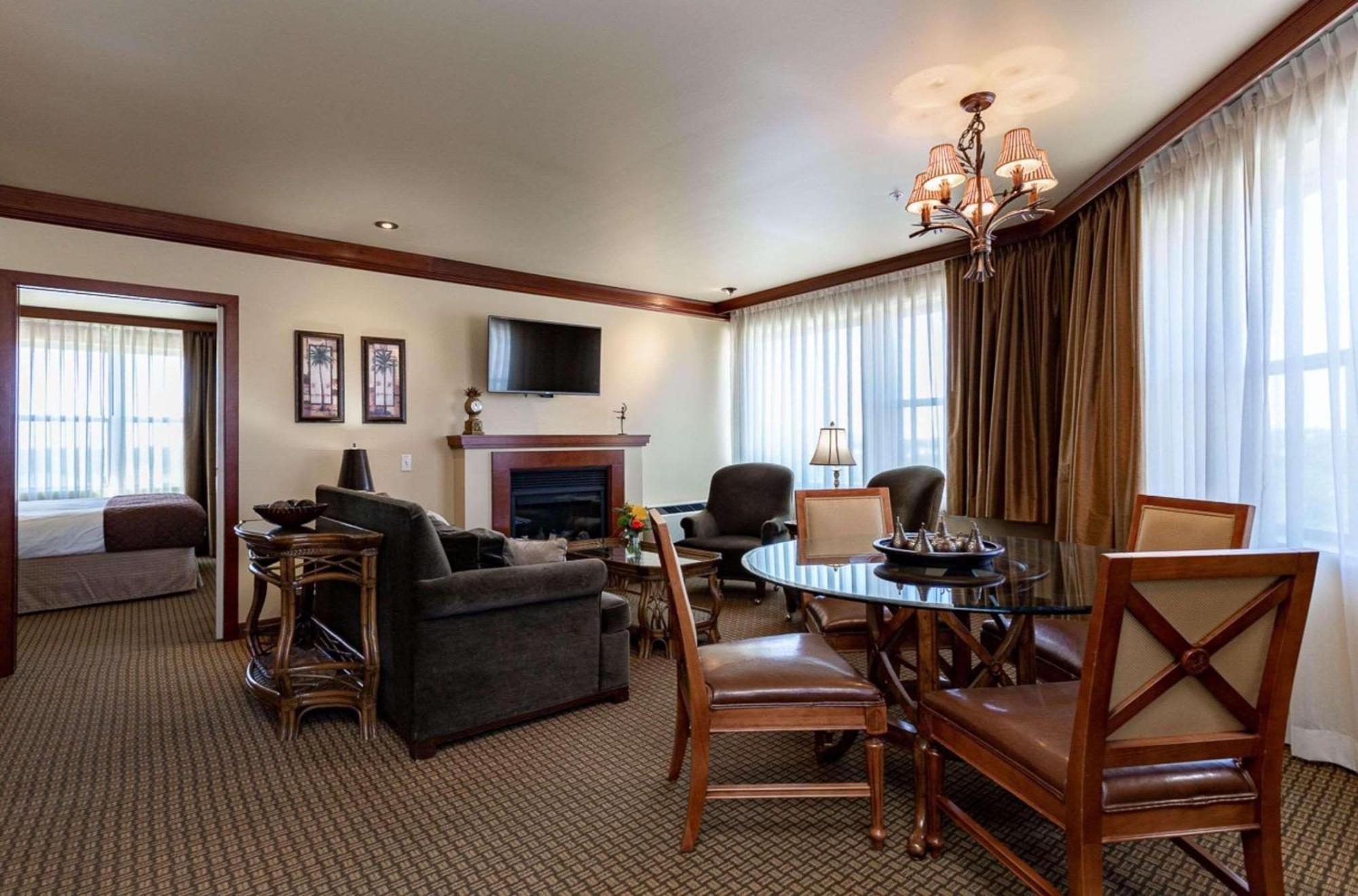 Jefferson Street Inn, A Member Of Radisson Individuals Уосо Экстерьер фото