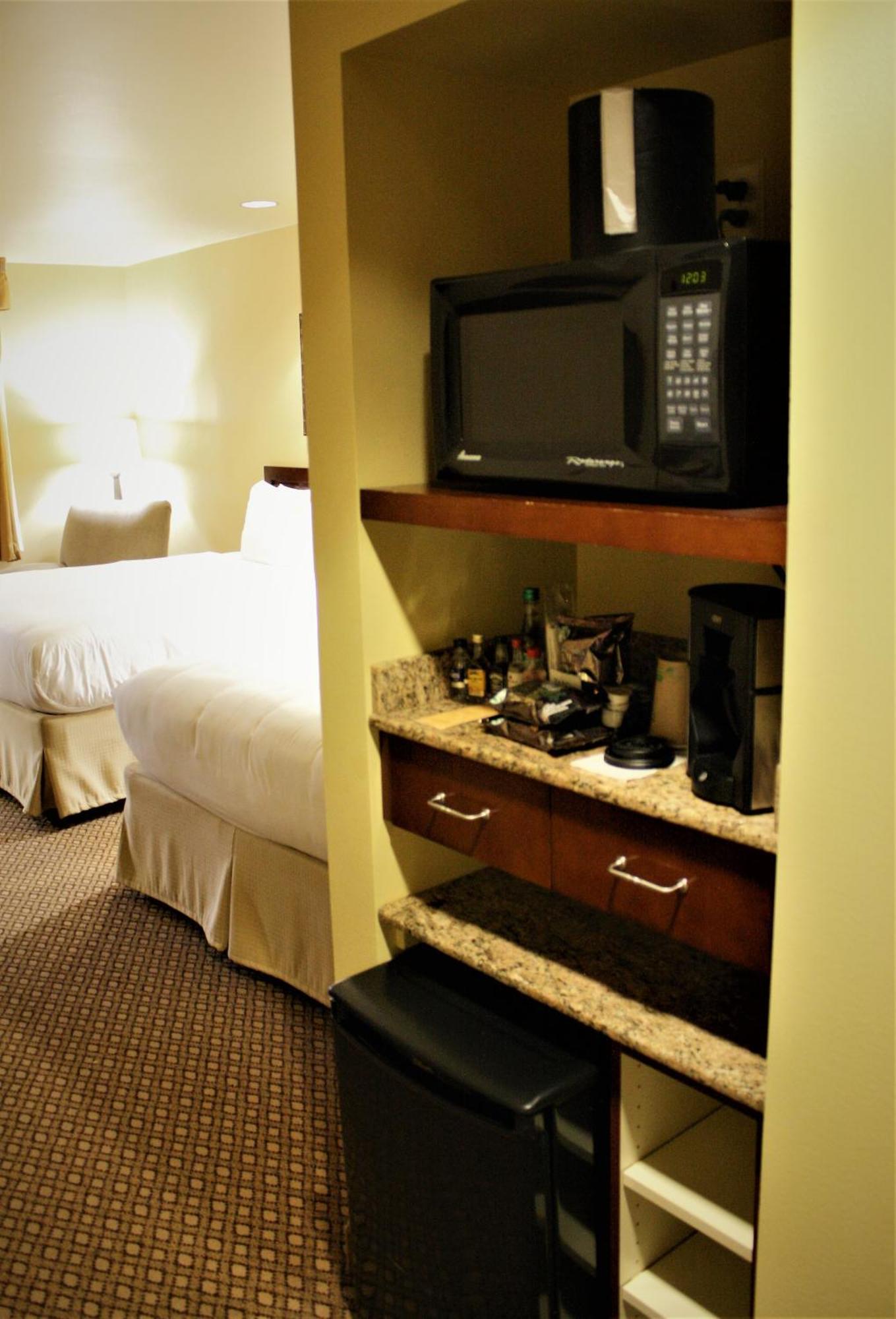 Jefferson Street Inn, A Member Of Radisson Individuals Уосо Экстерьер фото